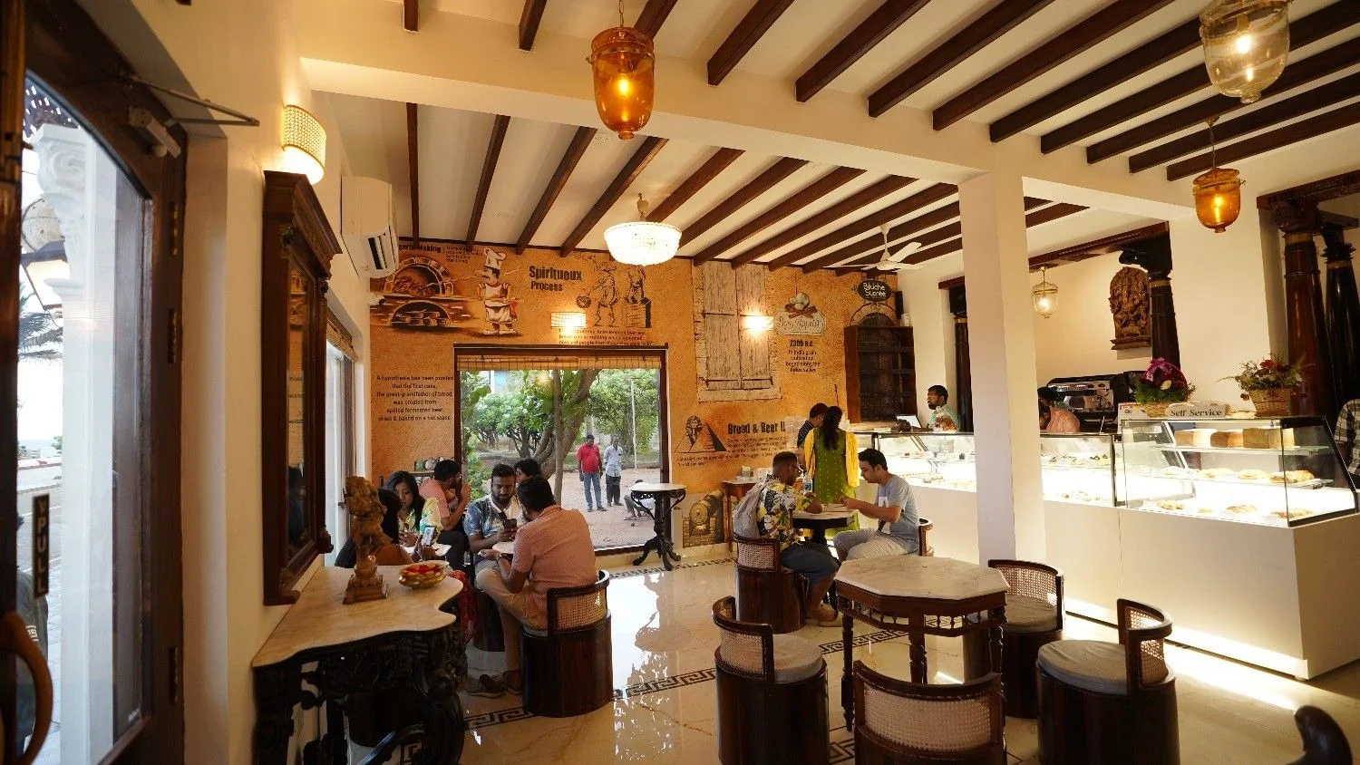 La Plage interiors
